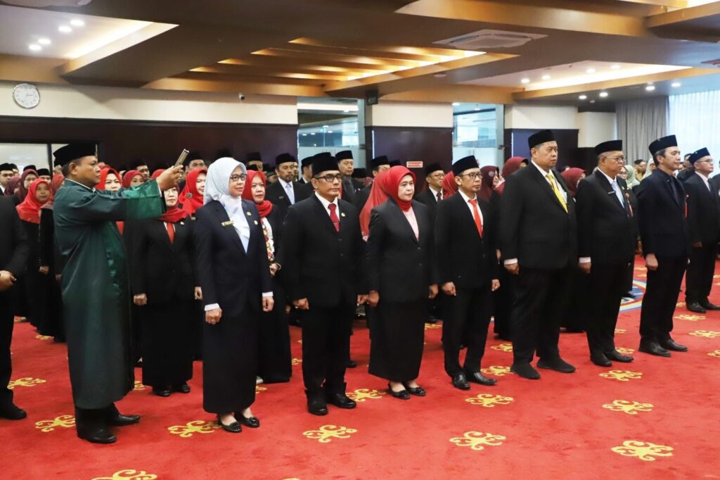 Muhaimin dan bersama puluhan pejabat lainnya dilantik Gubernur Kaltim Rudy Mas'ud / Pemprov Kaltim