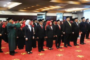 Muhaimin dan bersama puluhan pejabat lainnya dilantik Gubernur Kaltim Rudy Mas'ud / Pemprov Kaltim