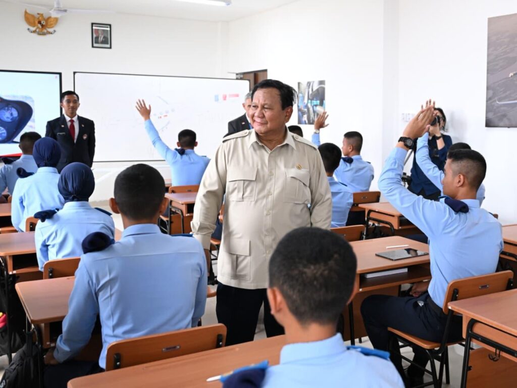 Presiden Prabowo Subianto meresmikan SMA Taruna Nusantara Kampus Malang yang berlokasi di Kabupaten Malang, Jawa Timur, Selasa (13/01/2026). / Setneg