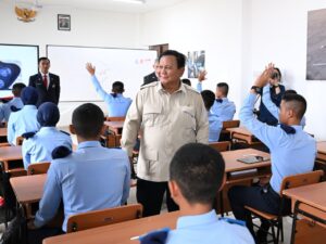 Presiden Prabowo Subianto meresmikan SMA Taruna Nusantara Kampus Malang yang berlokasi di Kabupaten Malang, Jawa Timur, Selasa (13/01/2026). / Setneg