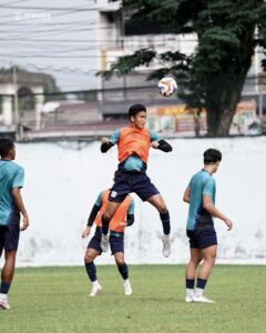 Leo Tupamahu membenahi lini belakang Persiba Balikpapan / Persiba Balikpapan