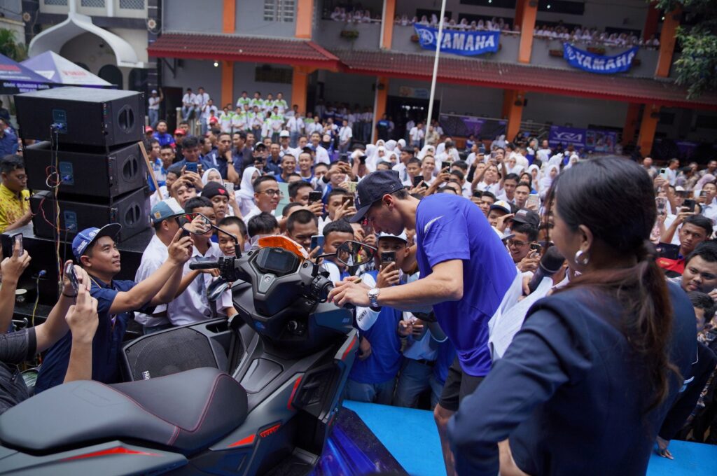 Toprak Razgatlıoğlu Bikin Kagum Pelajar SMK Negeri 39 Jakarta