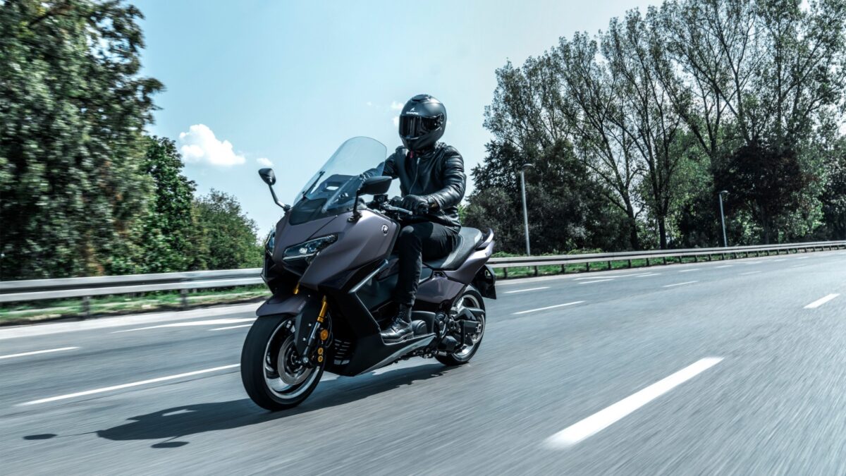 Yamaha TMAX 2025 Resmi dijual di Indonesia