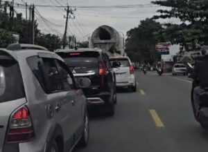 Salah satu tik kemacetan dari Borneo Paradiso sampai Manggar Balikpapan Timur