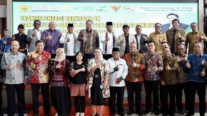 Gubernur Kalimantan Timur, Rudy Mas’ud, saat memberikan kuliah umum di Universitas Balikpapan (Uniba) pada Selasa (27/1/2026)