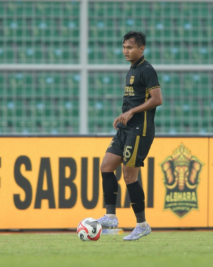 Komang Teguh mencetak gol pertama Borneo FC / FB Borneo