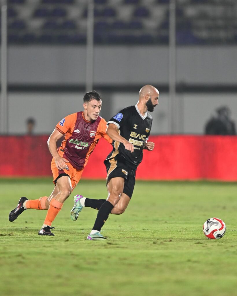 Laga antara Dewa United FC vs Borneo FC yang berakhir dengan skor 2-1 / FB Borneo FC