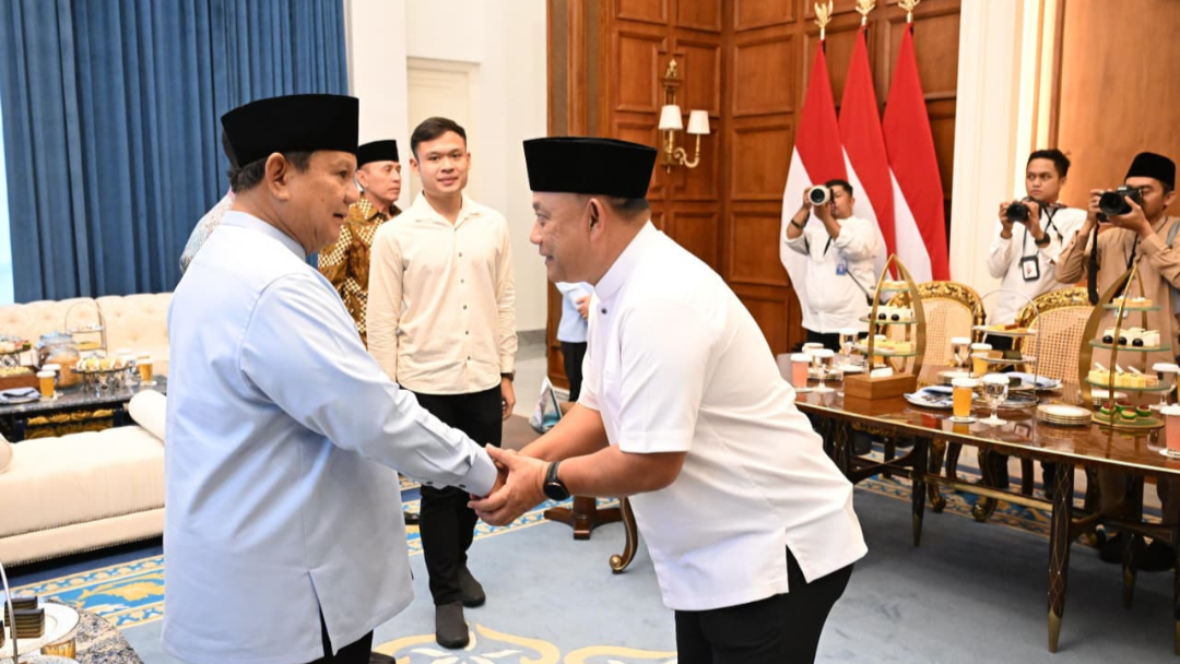 Presiden Prabowo Subianto dan Kepala Badan Gizi Nasional (BGN), Dadan Hindayana (foto : Humas BGN)