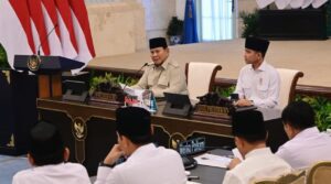 Presiden Prabowo Subianto dan Wakil Presiden Gibran Rakabuming Raka dalam Sidang Kabinet Paripurna yang digelar di Istana Negara, Jakarta, Jumat (13/03/2026). (foto : Setneg)