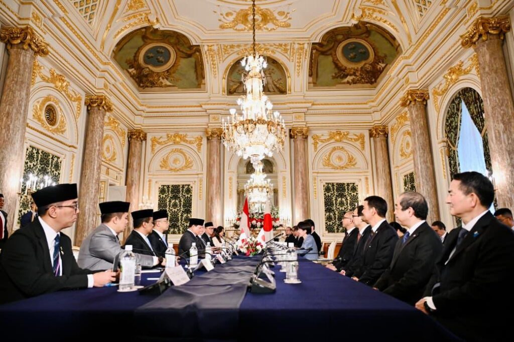 Presiden Prabowo Subianto dan Perdana Menteri (PM) Jepang Sanae Takaichi menyampaikan komitmen kuat untuk memperdalam hubungan bilateral Indonesia dan Jepang dalam pernyataan pers bersama usai pertemuan bilateral yang digelar di Istana Akasaka, Tokyo, Jepang, Selasa (31/03/2026).