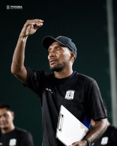 Leonard Tupamahu / FB Persiba