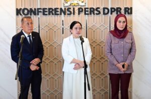 Ketua DPR RI, Puan Maharani, saat ditemui awak media di Nusantara II, Kompleks Parlemen, Senayan, Jakarta, Selasa (10/3/2026). Foto: Sari/Karisma / DPR