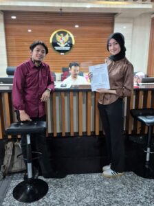Organisasi pakar hukum Constitutional and Administrative Law Society (CALS), yang terdiri dari para dosen dan guru besar, resmi mengajukan uji materiil UU Sisdiknas dan UU APBN 2026 di Mahkamah Konstitusi (MK), Selasa (17/3/2026). (foto : IST)