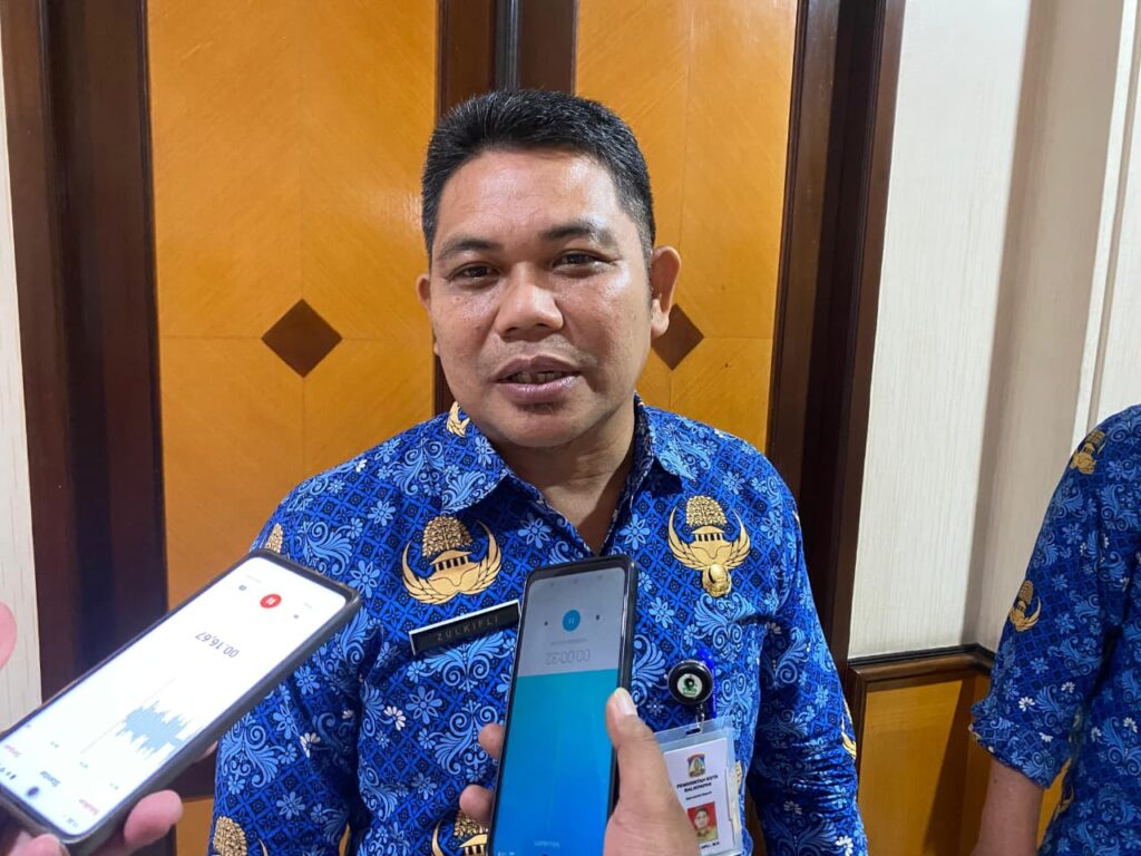 Asisten I Setda Kota Balikpapan, Zulkifli (foto : Inibalikpapan/Samsul)
