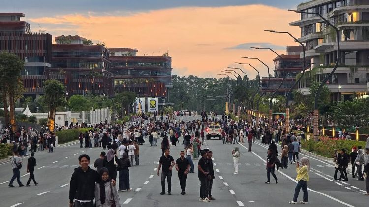 Suasana Ibu Kota Nusantara (IKN), dpadati puluhan ribu pengunjung (foto : Humas IKN)