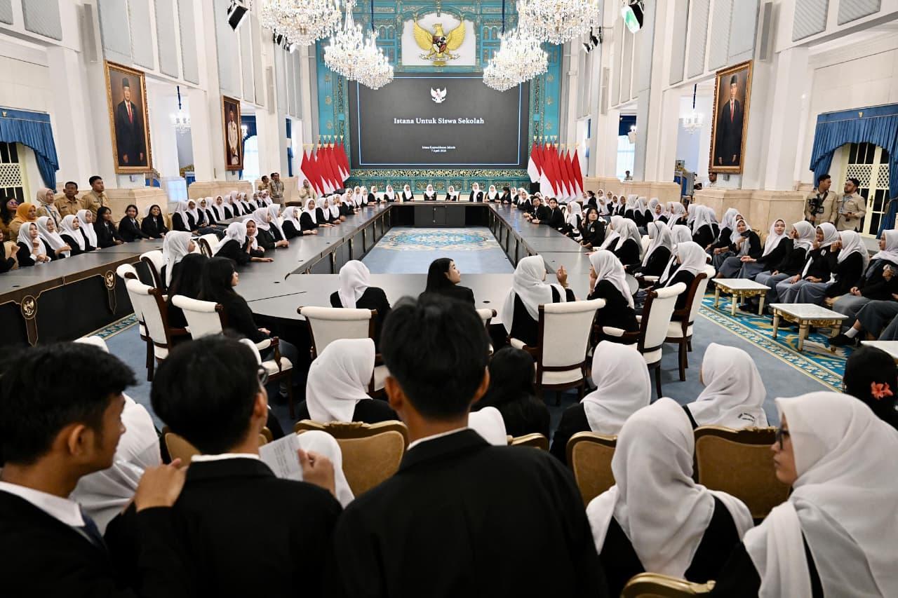 Program Istana untuk Siswa: Cara Presiden Prabowo Bakar Semangat Generasi Muda Lewat Edukasi Sejarah