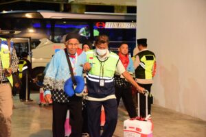 Bandara SAMS Sepinggan Berangkatkan Kloter Pertama Haji 2026