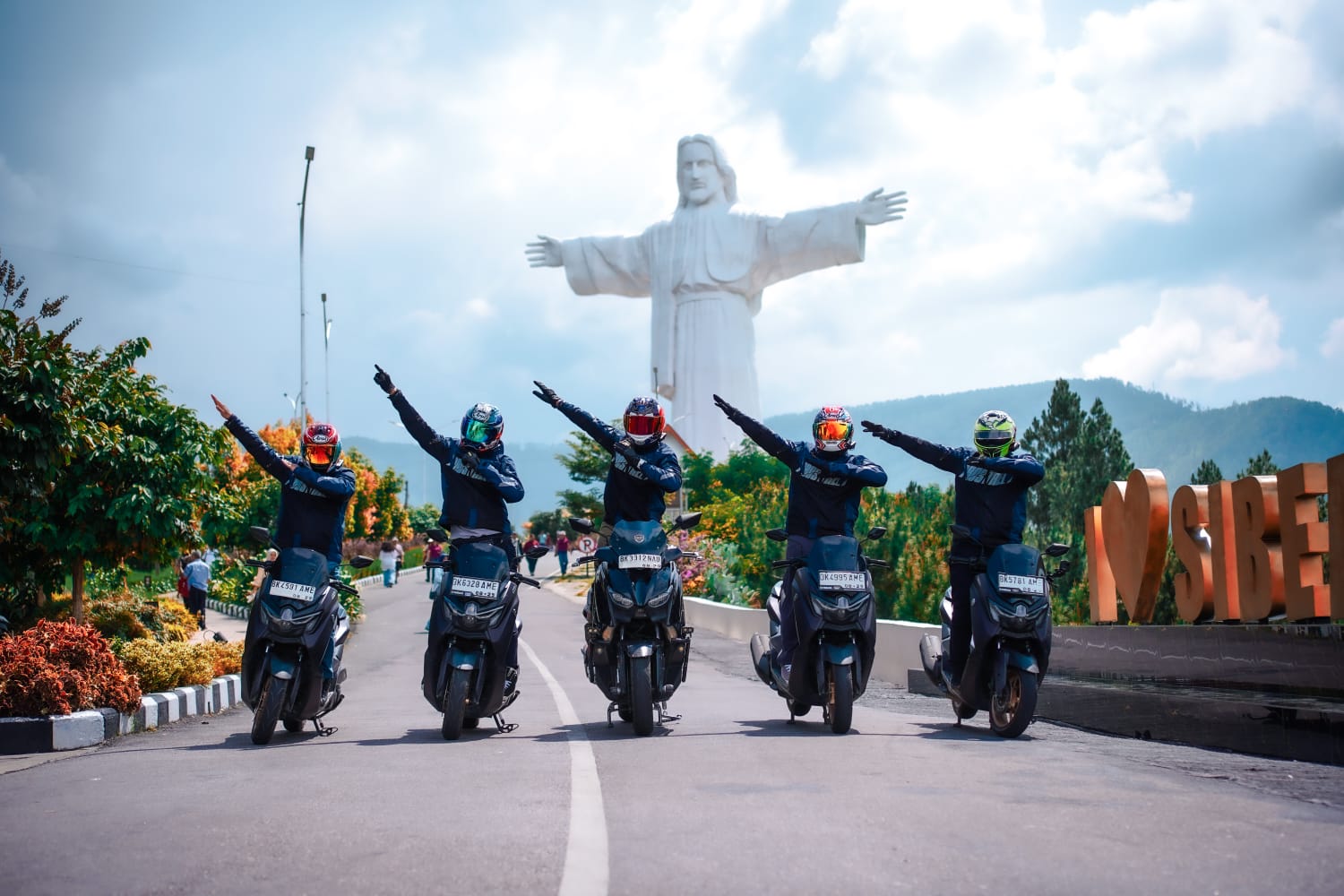 MAXi Tour Boemi Nusantara 2026 Jelajahi Danau Toba