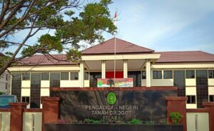Pengadilan Negeri Tanah negeri Grogot Kelas II / tanahgrogot.go.id/