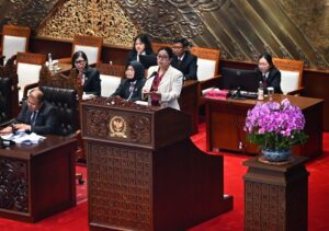 Ketua DPR RI Puan Maharani menyampaikan capaian legislasi DPR RI bersama Pemerintah dalam pidato penutupan Masa Persidangan IV Tahun Sidang 2025–2026