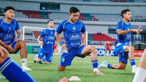 Pemain PSIS Semarang sedang berlatih (foto : Ileague)
