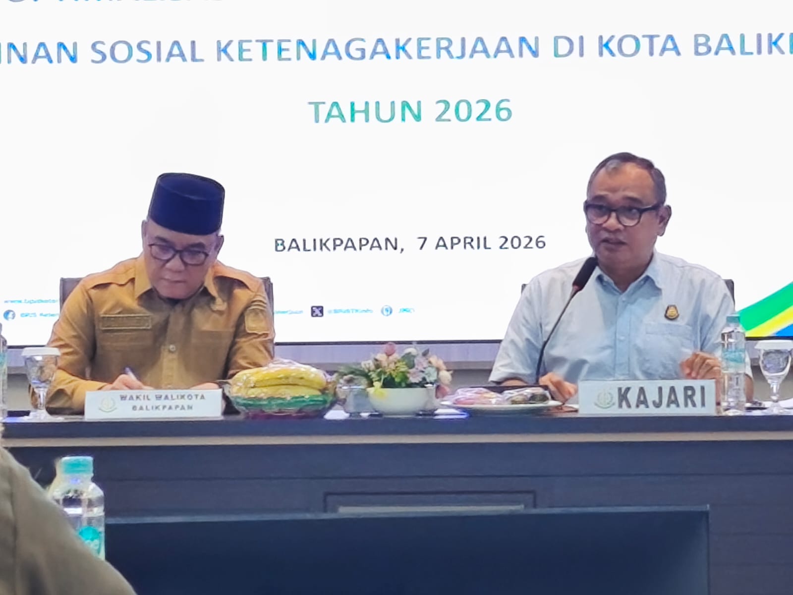 Kepala Kejari Balikpapan, Andri Irawan dan Wakil Wali Kota Bagus Susetya (foto : Inibalikpapan/Samsul)
