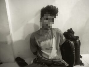 Pelaku yang nyaris diamuk massa (foto : Inibalikpapan/Samsul)