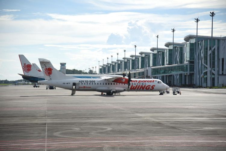 Bandara SAMS Sepinggan Balikpapan (foto : Angkata Pura Balikpapan)
