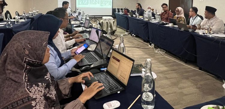 Pusat Penelitian Hak Asasi Manusia dan Multikulturalisme Tropis (PusHAM-MT) Universitas Mulawarman