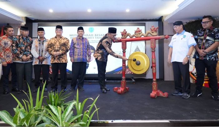 Wakil Gubernur (Wagub) Kalimantan Timur, Dr H Seno Aji, resmi membuka Musyawarah Besar (Mubes) V DPP Ikatan Keluarga Paguyuban Tanah Jawi (Ikapakarti) Tahun 2026 yang digelar di Hotel Grand Verona, Samarinda, Sabtu (2/5/2026).