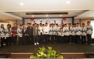 Pelantikan pengurus PGRI Kaltim masa bakti 2024–2029 di Samarinda, Jumat (15/5/2026).