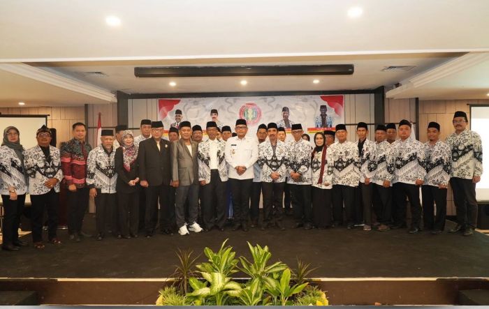 Pelantikan pengurus PGRI Kaltim masa bakti 2024–2029 di Samarinda, Jumat (15/5/2026).