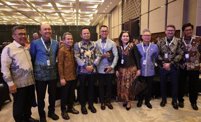 Gubernur Kaltim Rudy Mas'ud saat menghadiri Konvensi dan Pameran Tahunan ke-50 Indonesian Petroleum Association (IPA) di Nusantara Hall, ICE BSD Tangerang, Rabu (20/5/2026). (foto : Pemprov)