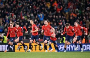 Pemain Ceko saat menyambut gembira lolos ke Piala Dunia 2026 (foto : FIFA)