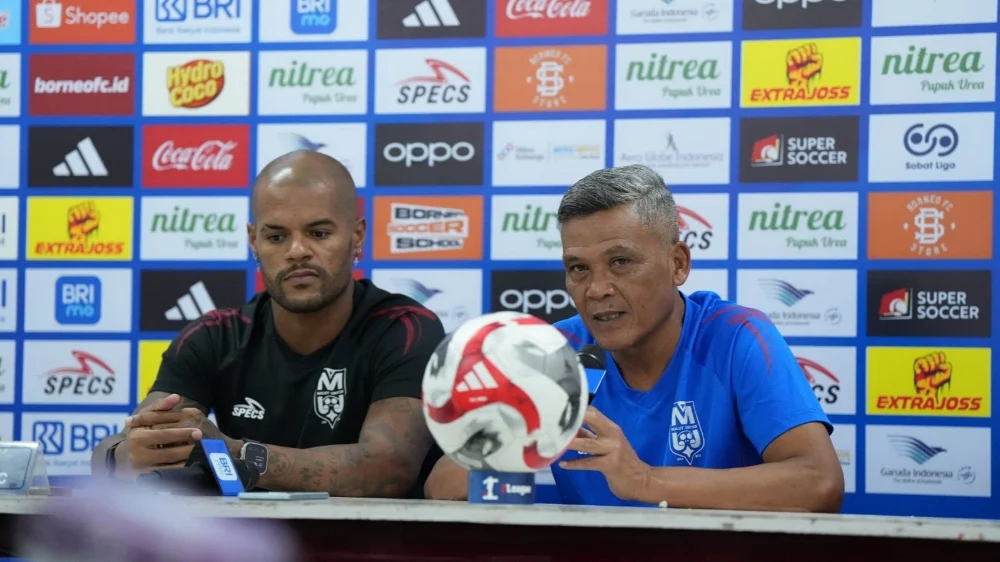 Hendri Susilo dan David da Silva (foto : ileague)