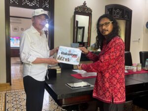 Dinamika politik dan pembangunan di Kalimantan Timur (Kaltim)