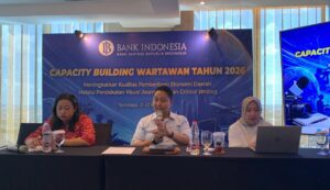 Bank Indonesia menilai pelemahan rupiah yang terjadi saat ini masih dalam pola normal tahunan atau musiman.