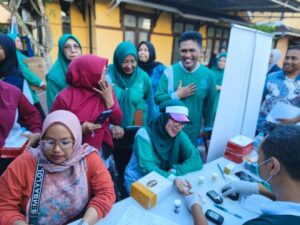 Tim Penggerak Pemberdayaan dan Kesejahteraan Keluarga (TP PKK) Kota Balikpapan bergerak masif memperkuat benteng pertahanan sosial melalui peluncuran gerakan inovatif bertajuk “PKK Berdikari”.