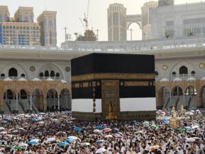 Penyelenggaraan ibadah haji 1447 H/2026 M, hingga hari ke-30 masa operasional, sebanyak 498 kloter dengan 192.185 jemaah dan 1.984 petugas telah diberangkatkan menuju Arab Saudi.