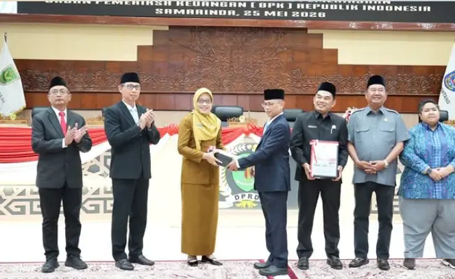 Penyerahan opini WTP dilakukan dalam Rapat Paripurna ke-11 DPRD Kaltim di Gedung Utama DPRD Kaltim, Senin (25/5/2026).