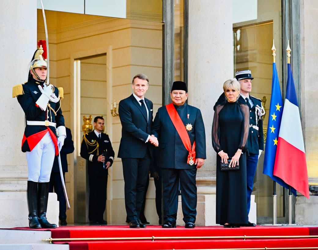 Presiden Prabowo Subianto saat menghadiri jamuan santap malam kenegaraan yang diselenggarakan oleh Presiden Republik Prancis Emmanuel Macron di Salle des Fêtes, Istana Élysée, Paris, Kamis (28/05/2026). (foto : BPMI Setpres)