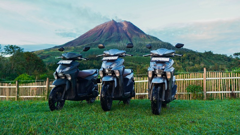 GEAR ULTIMA membuktikan ketangguhannya di kawasan kaki Gunung Sinabung, Sumatera Utara.