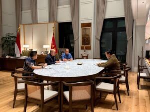 Presiden Prabowo Subianto menerima Menteri Investasi dan Hilirisasi/Kepala Danantara, Bapak Rosan Roeslani di kediaman pribadinya di Kertanegara, Jakarta, Minggu 21 Juni 2026 (foto : Setkab)