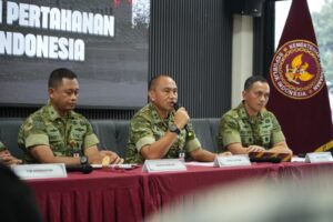 Kementerian Pertahanan Republik Indonesia (Kemhan RI) menggelar konferensi pers terkait penyelenggaraan Program Sarjana Penggerak Pembangunan Indonesia (SPPI) di Kantor Kemhan, Jakarta, Sabtu (27/6/2026). (foto : Kemenhan)