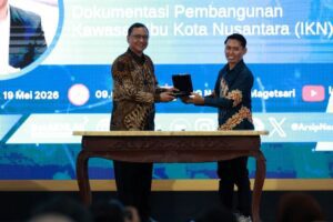Dokumentator independen, Dian Rana, kembali menyerahkan ratusan arsip digital terkurasi kepada Arsip Nasional Republik Indonesia (ANRI) untuk dinilai sebagai arsip bernilai sejarah nasional.