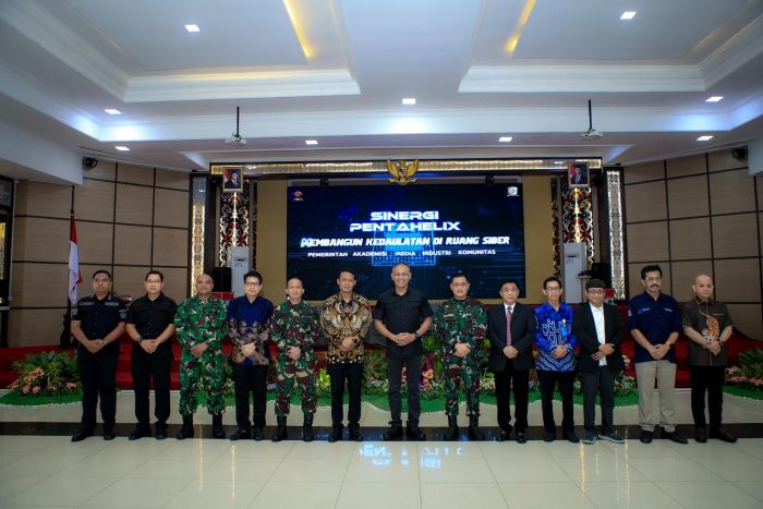 Kodam VI Mulawarman menggelar Seminar Augmentasi Siber di Aula Makodam VI/Mlw, Balikpapan, Senin (8/6/2026) (foto : Pendam)
