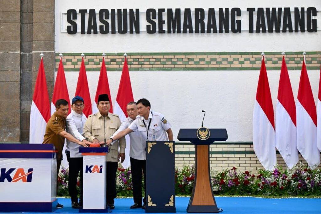 Presiden Prabowo Subianto meresmikan Revitalisasi Stasiun Semarang Tawang di Kota Semarang, Provinsi Jawa Tengah, pada Kamis (30/07/2026). (foto : Setneg)