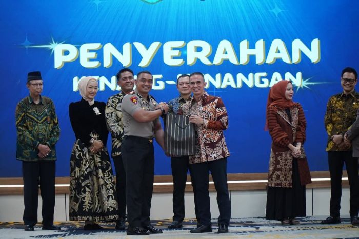 Serah terima jabatan (Sertijab) dan lepas sambut Komandan Kodim (Dandim) 0904/Paser yang digelar di Pendopo Lou Bapekat, Tanah Grogot, Kamis (2/7/2026).