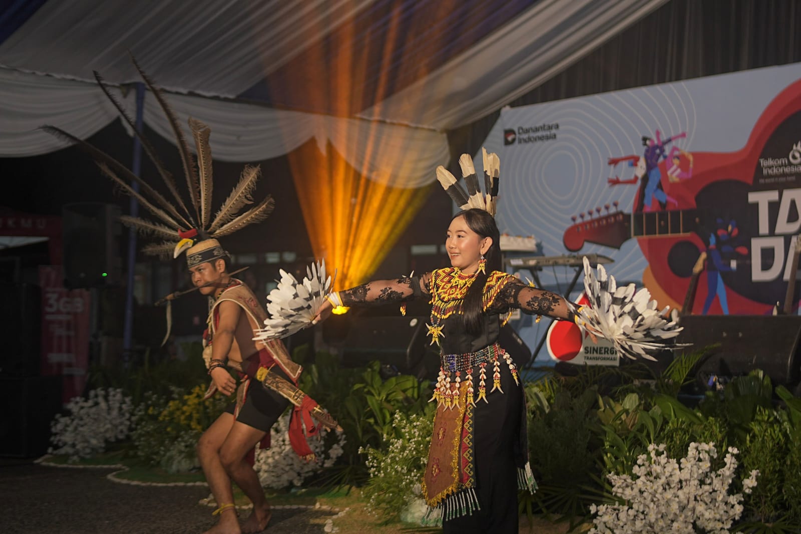 HUT ke-61 Telkom Indonesia Regional VI di Balikpapan