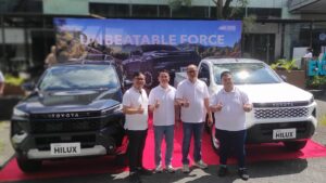 Toyota resmi memperkenalkan New Hilux Unbeatable Force di Balikpapan.